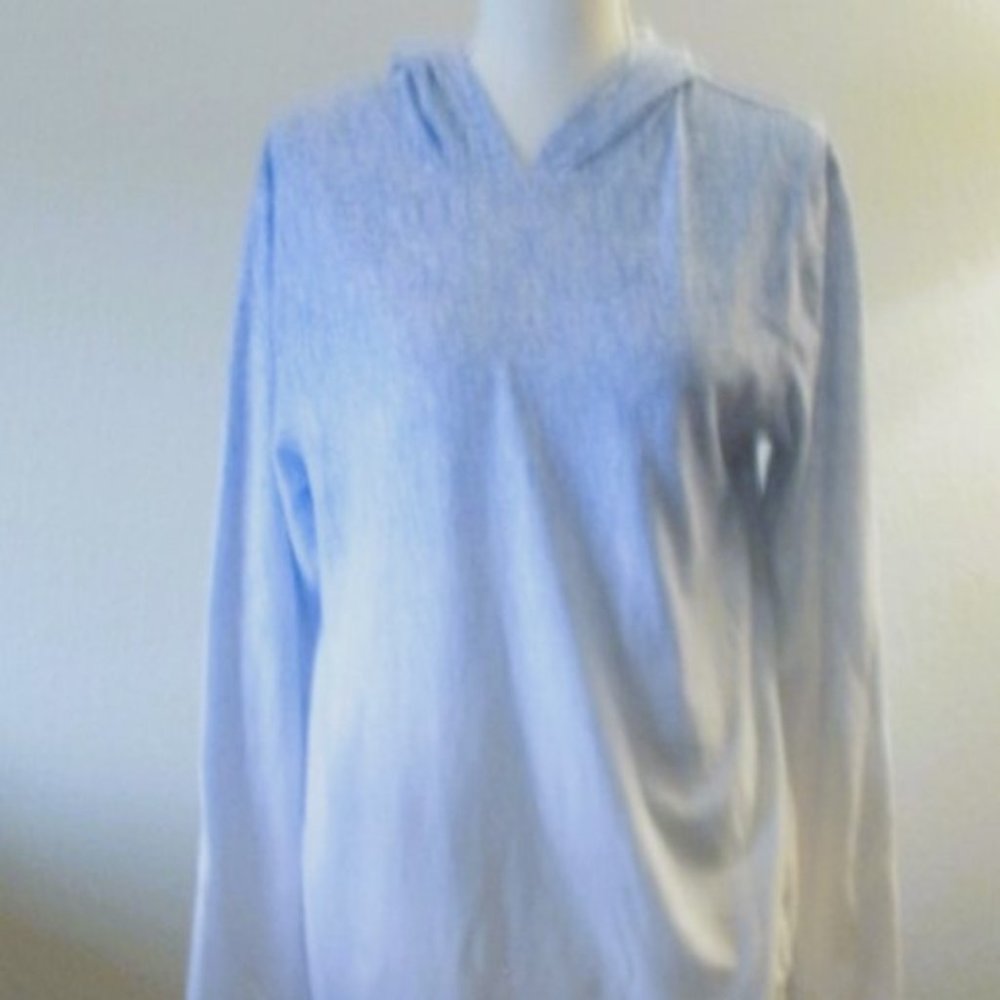 Ocean Current Size Medium Light Blue Heather Ombr… - image 1